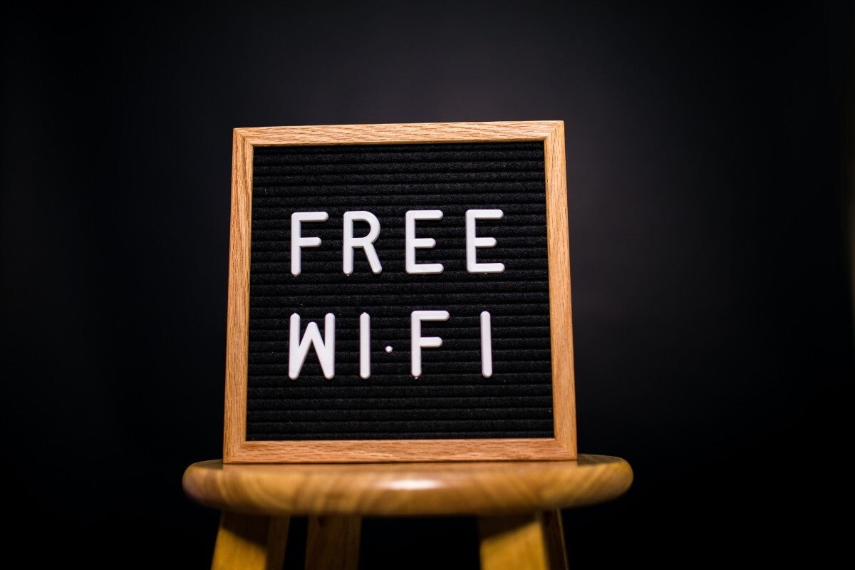 Wi-Fi on a plane: which airlines have it and how much it costs