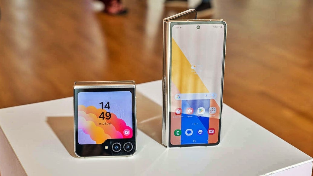 Flip over Fold this year. But still no iOS. But that&#039;s my problem. - Galaxy Z Flip 5: The only Samsung folding phone you should care about has only one problem now