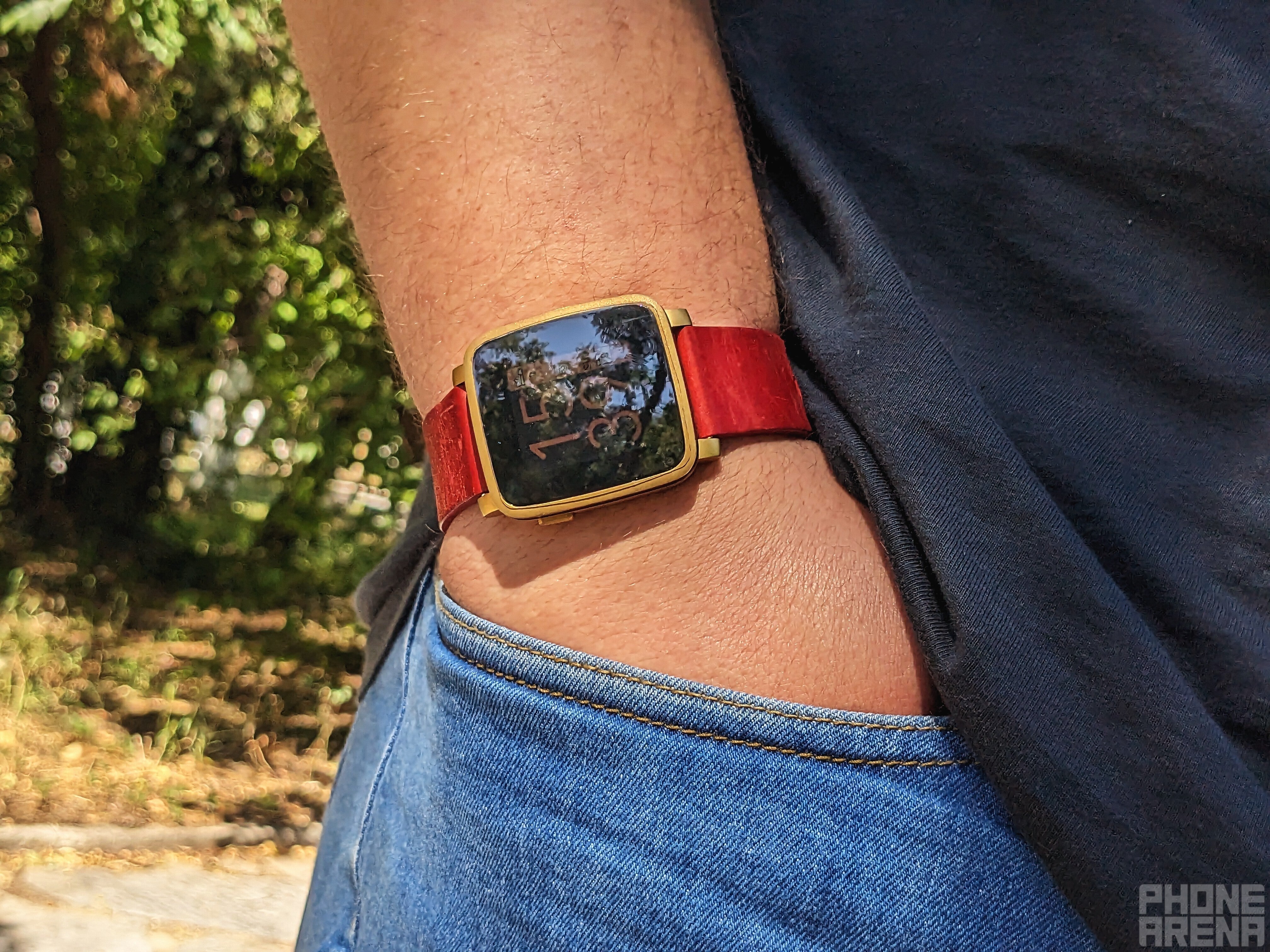 Fun fact - this isn&#039;t actually my Pebble. | Image credit - PhoneArena - Pebble crushed the competition, so beating Samsung is all it took to be the Smartwatch King?