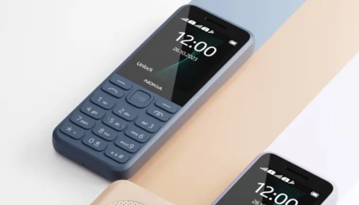 Nokia 130 - Nokia refreshes its lineup of feature phones with an inexpensive duo
