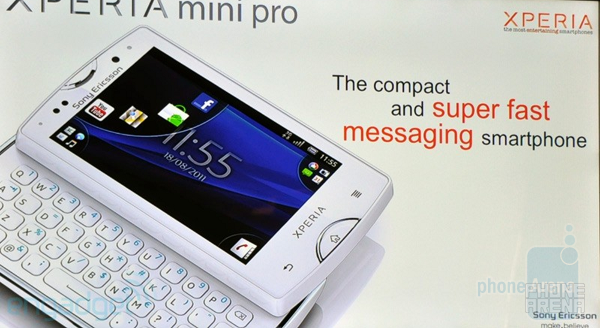 Sony Ericsson introduces two new Android 2.3 models, the Xperia Mini and Xperia Mini Pro