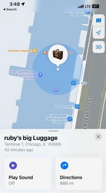 The AirTag had the exact location of the lost bag - Once again, a customer with a lost bag and an embedded AirTag makes United Airlines look foolish