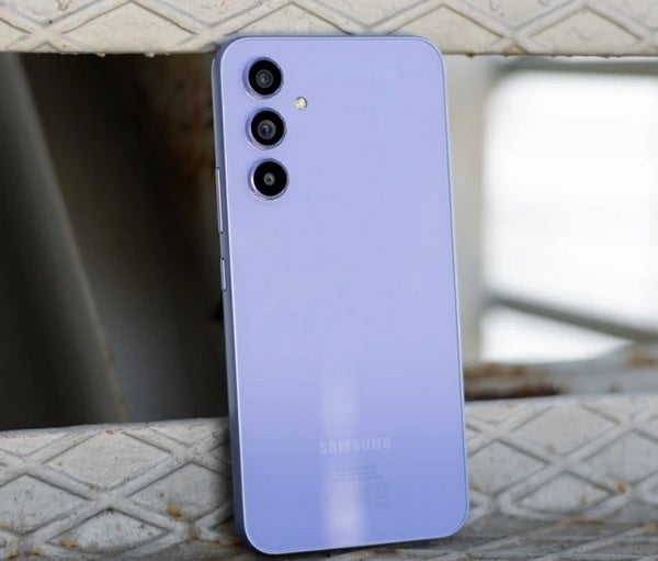 Samsung is expected to disseminate the One UI 6/Android 14 beta to the mid-range Galaxy A54 - Will your Galaxy handset get the One UI 6/Android 14 beta?
