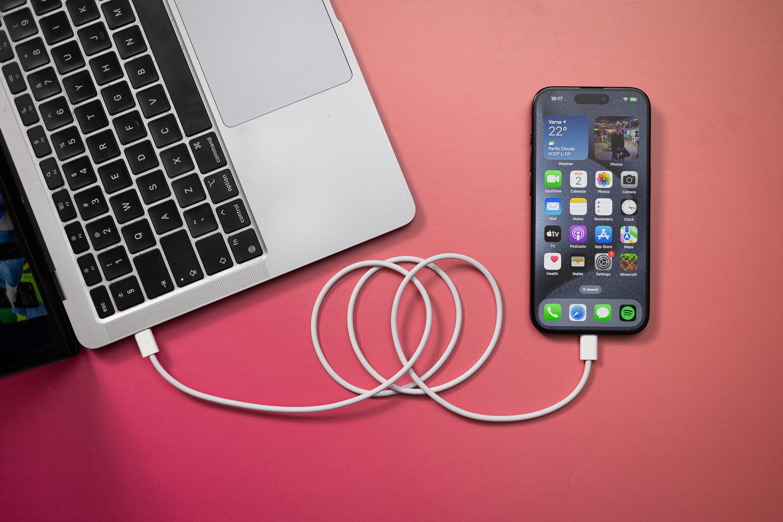 Transferring files to MacBook (Image credit - PhoneArena) - iPhone 15 Pro USB C speeds tested: USB 3 cable vs stock cable, does it make a difference?