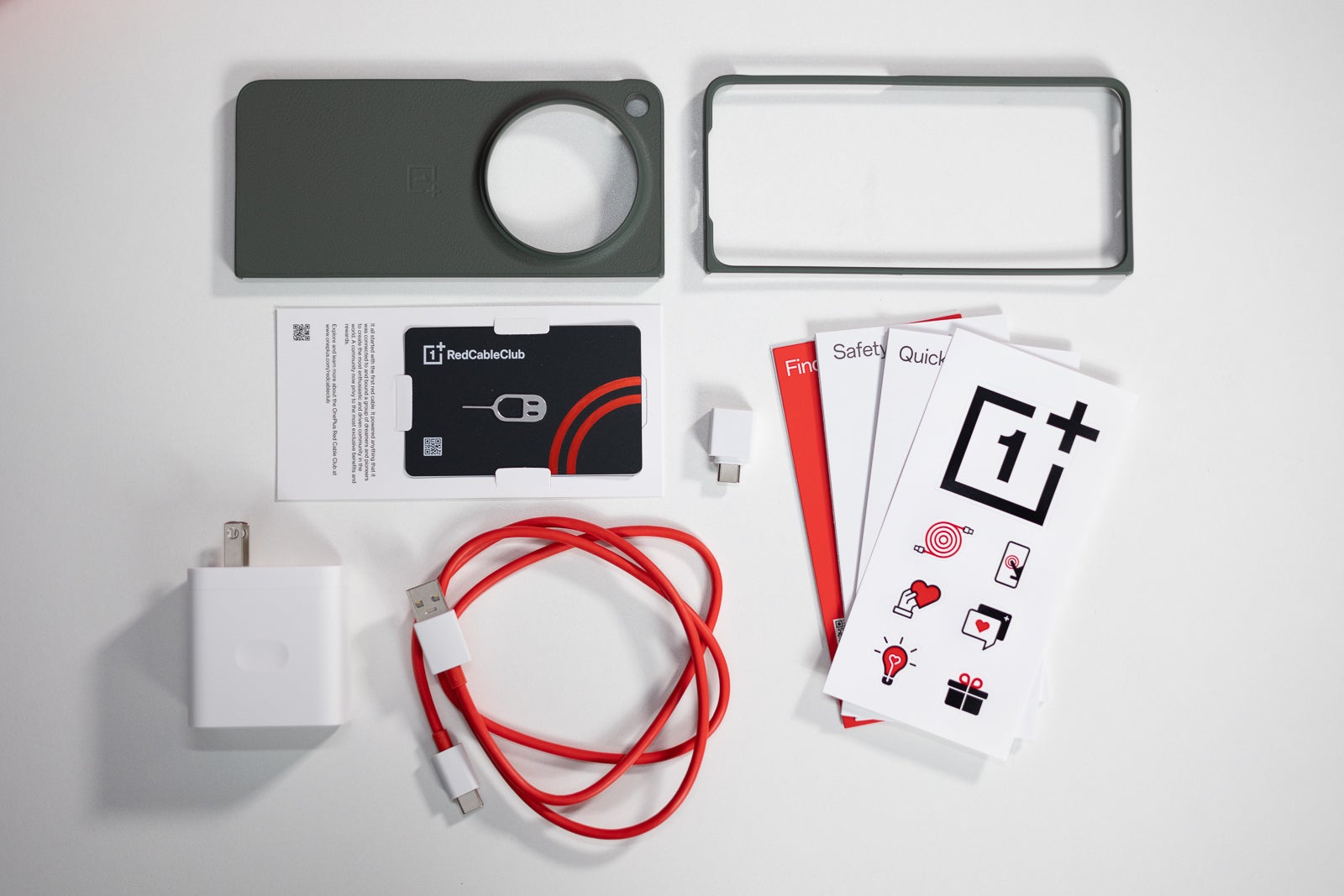 (Photo credit PhoneArena) OnePlus Open box contents. - OnePlus Open What’s in the box?