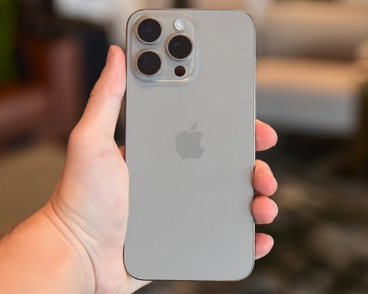 Lead time for the iPhone 15 Pro Max is 25 days, but is shorter than the lead time for the iPhone 14 Pro Max at this time last year - Declining lead times for iPhone 15 series means sales are weakening says analyst
