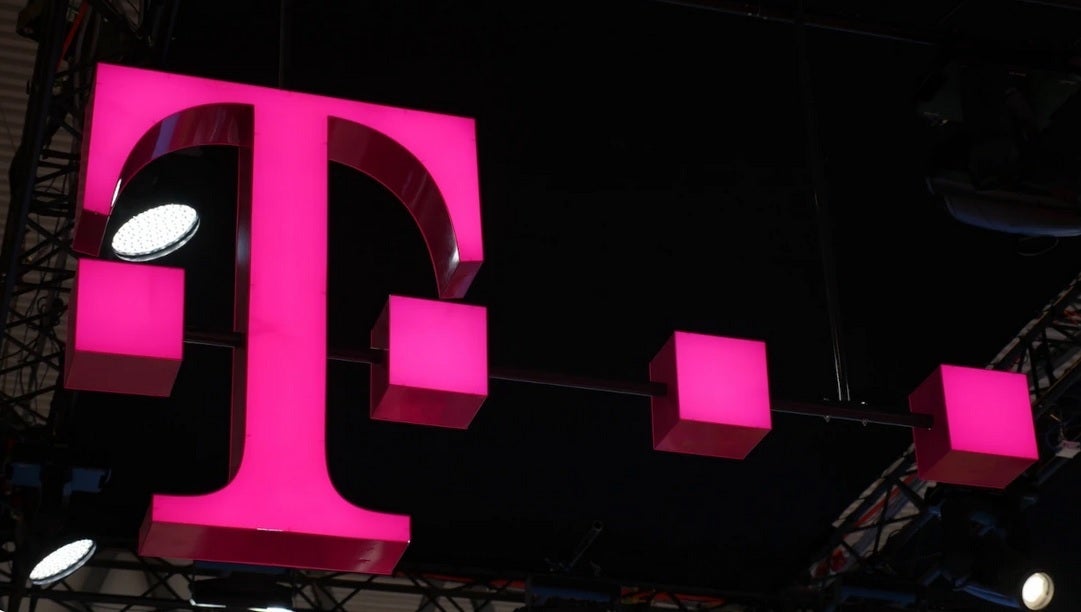 T-Mobile had another strong quarter - T-Mobile adds more net new postpaid phone subscribers in Q3 than AT&T and Verizon combined