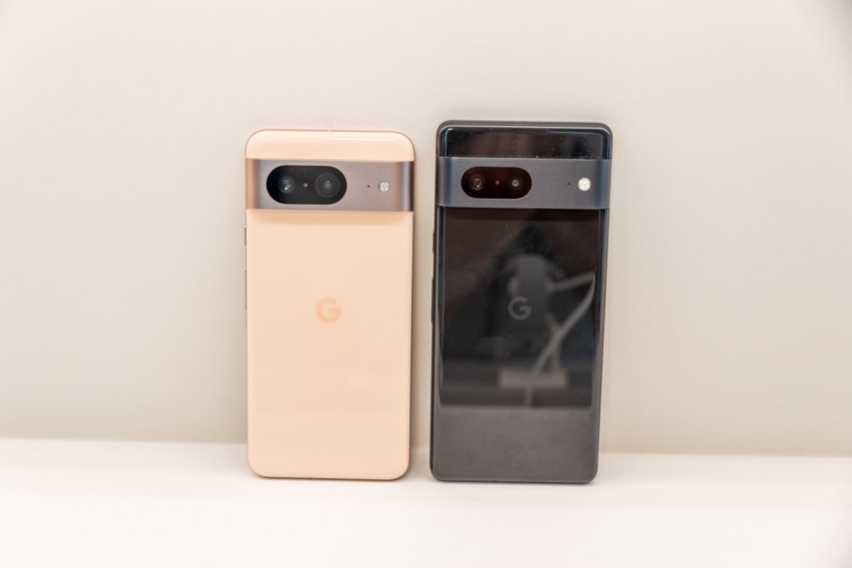 The Pixel 8 and Pixel 7 (pictured here together) come with the exact same modem under the hood. - Widespread new Pixel 8 and 8 Pro battery drain issue will give Google fans deja vu