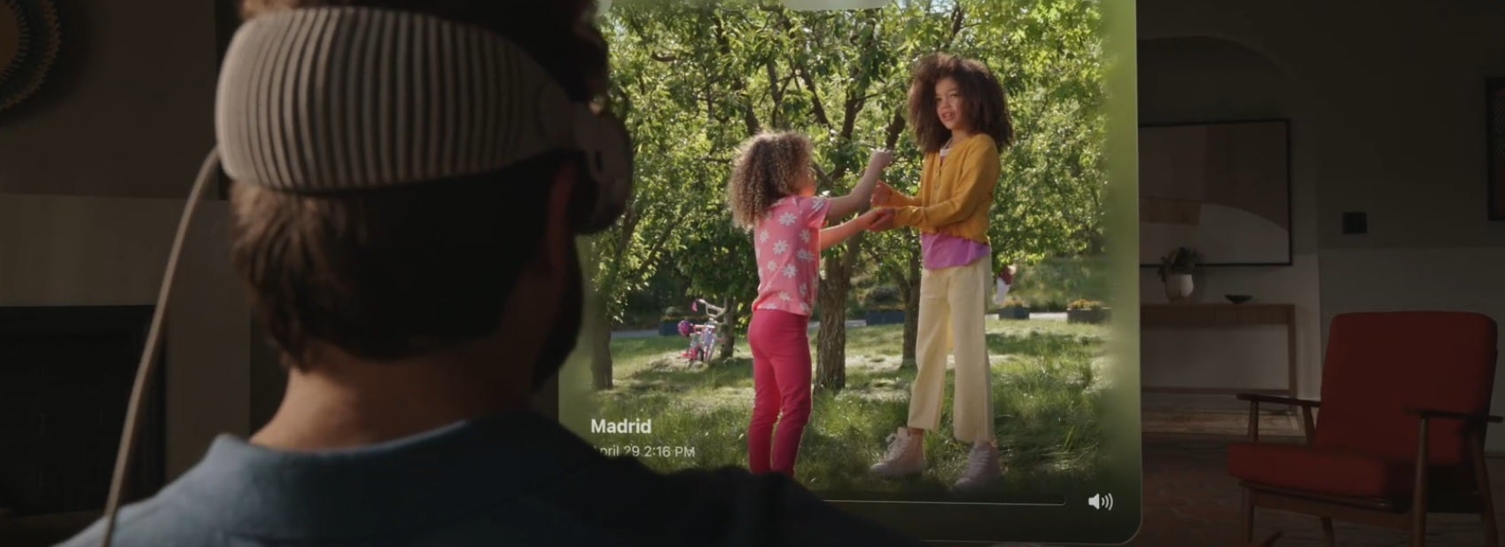 iOS 17.2 beta 2 adds support for 3D photography using Apple Vision Pro - New features in iOS 17.2 beta 2 improve Siri and support for Vision Pro's 3D photography