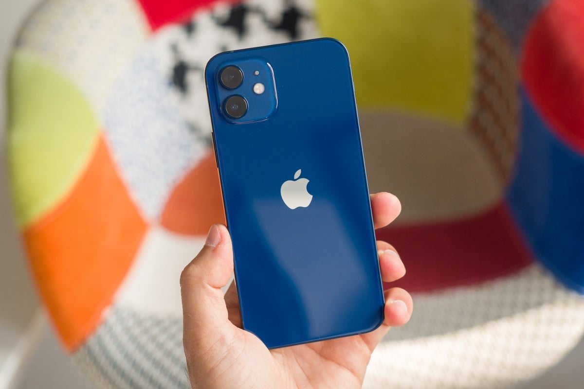 Free iPhone 15, free AirPods, and much more: T-Mobile hits play on its Cyber Monday deals early