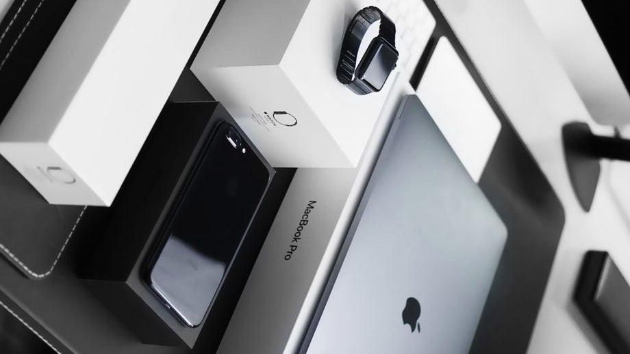 Apple's M series of chips made the MacBook more irreplaceable than the iPhone for me. I might have to say the same about the AirPods Pro 2. - iPhone is no longer the superstar of Apple's ecosystem (but Tim Cook is doing everything right)