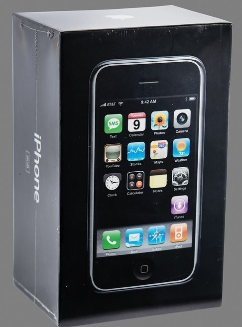 An 8GB first-gen iPhone was sold for $10,456 - Check signed by Steve Jobs 11,128 days before the iPhone was announced is sold at auction