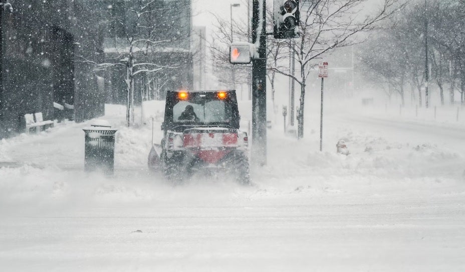 During a winter storm, keep your phone in a pant or jacket pocket - T-Mobile gives smartphone users tips on how to deal with the winter weather