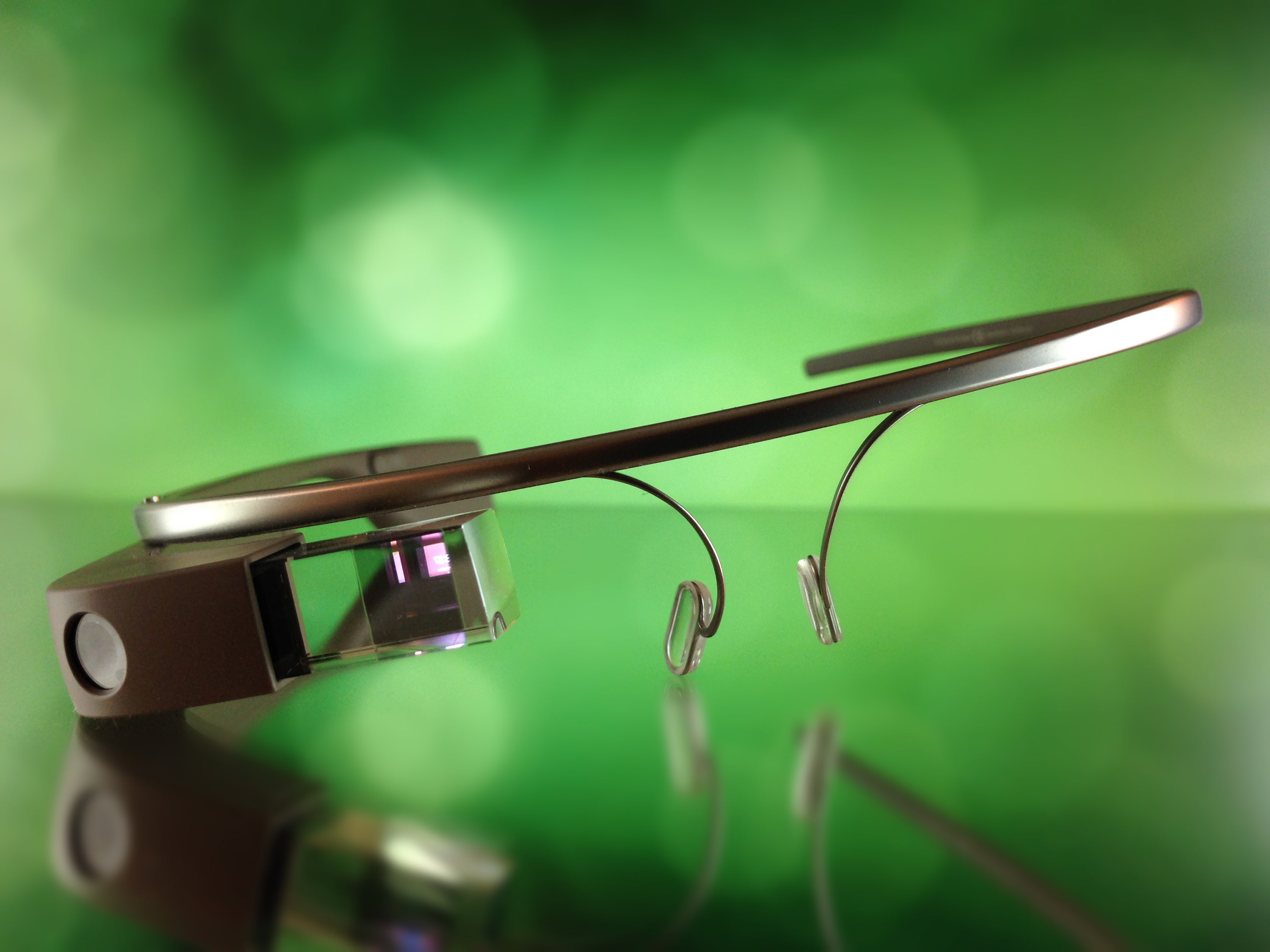 Here&#039;s how Google Glass looked. I think that there&#039;s much to be desired in the realm of design. - Apparently, Meta’s AR glasses prototype is the pinnacle of consumer electronics. So where is it?
