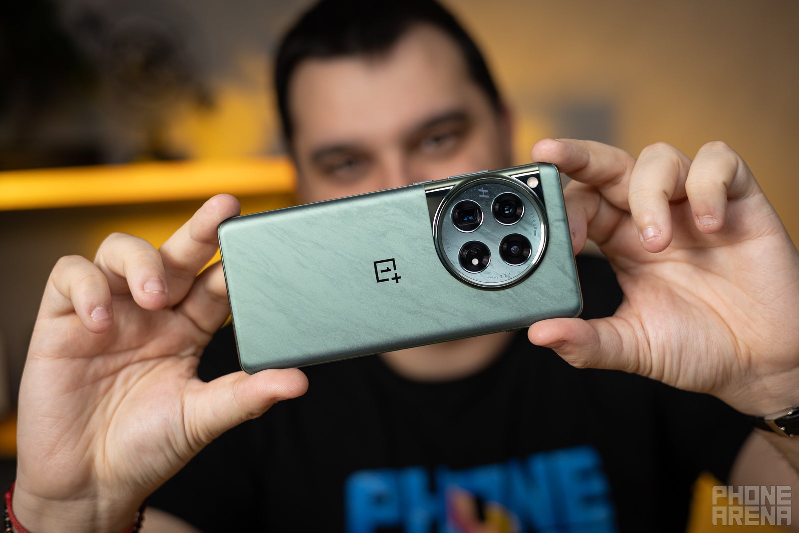 Notice the pattern continues in the camera island too - OnePlus 12 Hands-on: return to "Flagship Killer" form