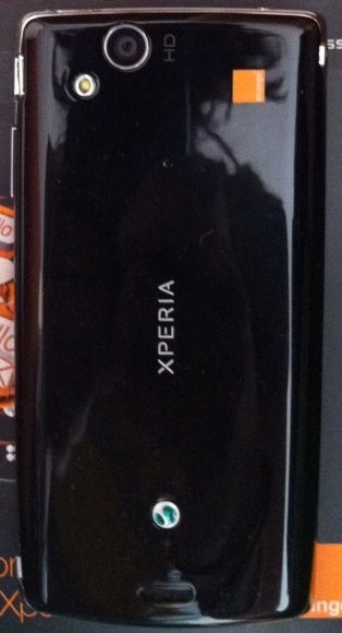 Sony Ericsson Xperia arc to come in black