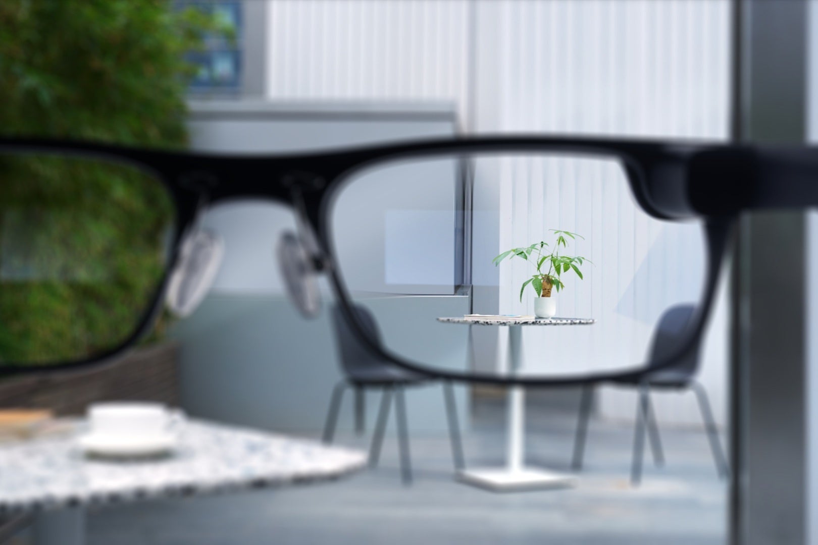 Oppo Air Glass 3: AI-powered smart glasses with a GPT assistant, AR, voice calls, and more