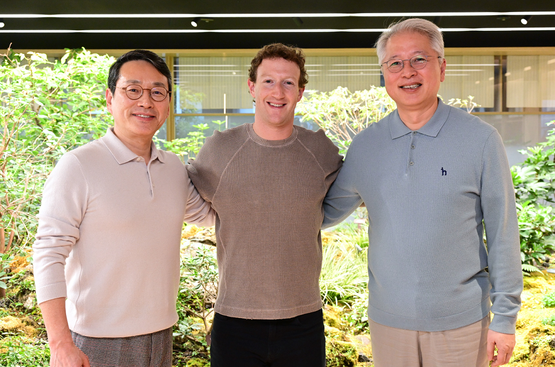 Meta&#039;s CEO meeting with LG&#039;s CEO and president of home entertainment in South Korea. - Meta and LG may be teaming up for the Quest Pro 2, but will it really run on WebOS? [UPDATE]