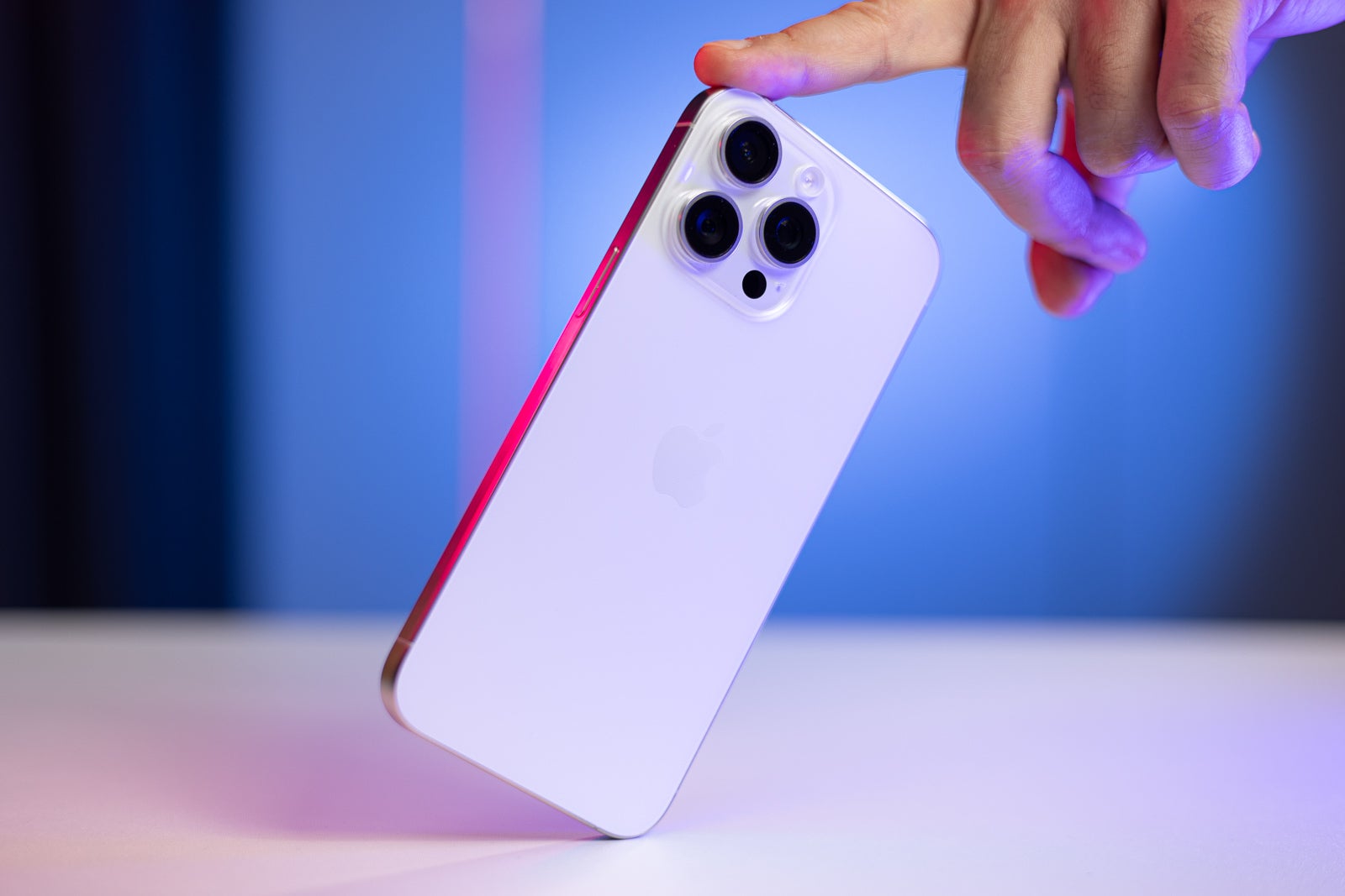 Which model of iPhone is this? - Apple probably won’t do this rumored iPhone 16 Pro camera island design: it just doesn’t fit it
