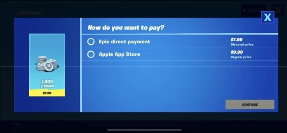 En 2020, Epic a été expulsé de l'App Store pour avoir inclus cette plateforme de paiement dans Fortnite contrairement aux règles de l'App Store. Epic affirme que la vengeance a poussé Apple à l'empêcher d'ouvrir une boutique d'applications tierce dans l'UE.