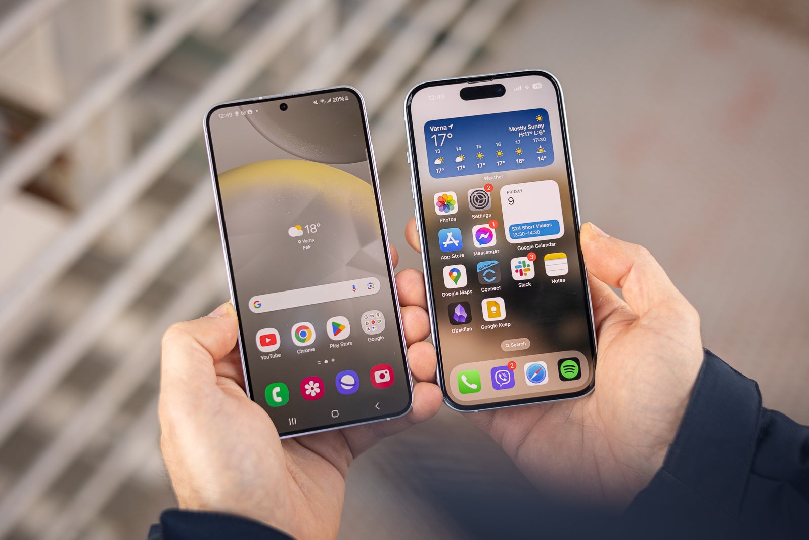 L'iPhone 15 et le Galaxy S24 - une toute petite différence est perceptible sur cette photo - Le design de l'iPhone 16 ne sera pas nouveau.  Avons-nous atteint le look iPhone « parfait » ?