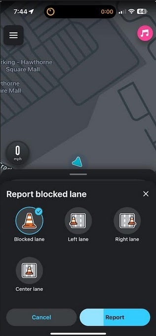 The blocked lane option includes a vehicle stuck on the road - Simplifying its app for users, Waze removes one crowdsourced reporting choice