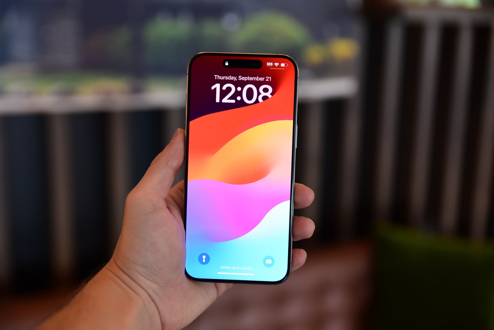 Calling, texting, or using mobile data will all get you roaming charges - Worried about roaming charges on your smartphone? Make your vacation a blast with these tips