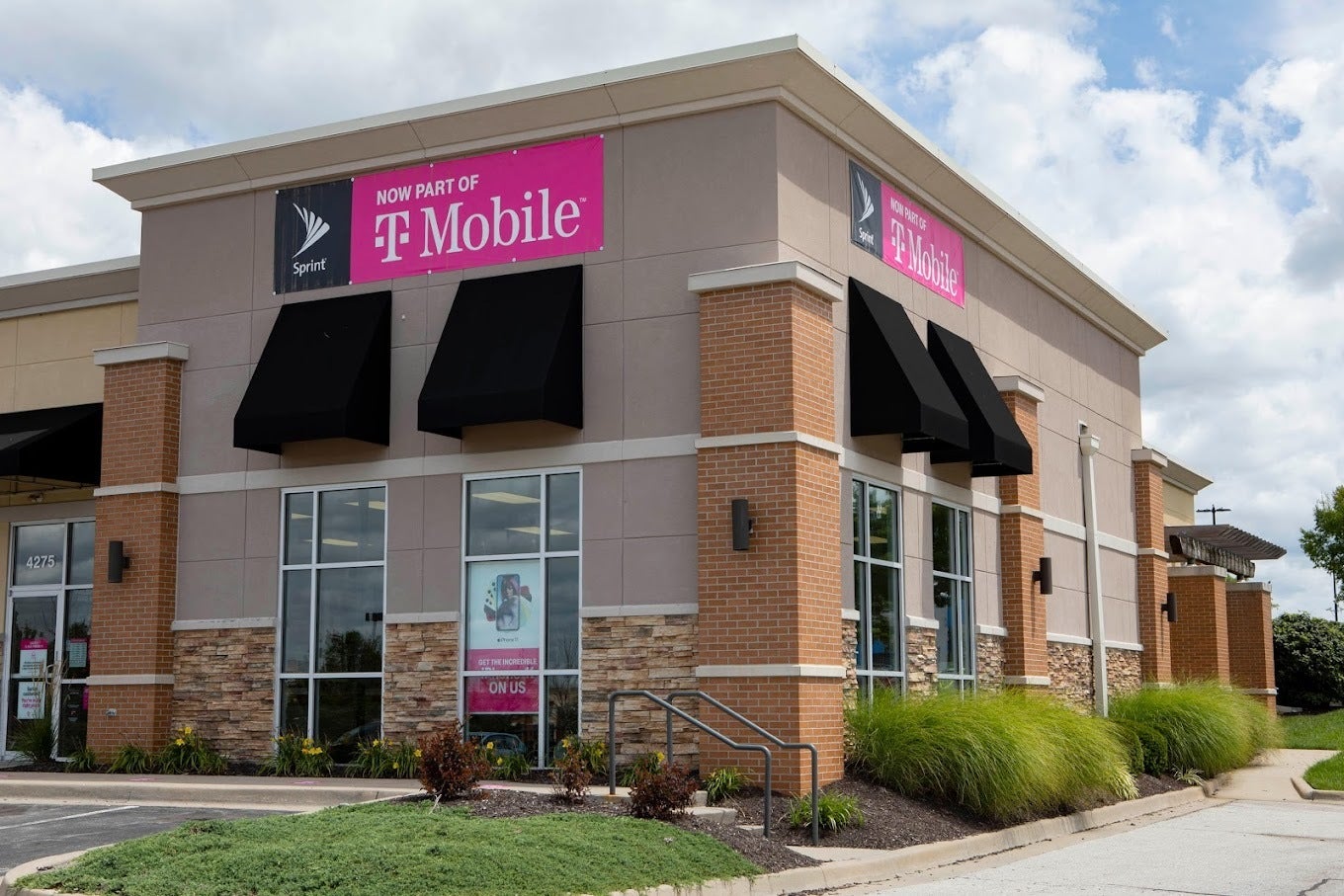 Point de vente agréé T-Mobile appartenant à Wireless Vision - T-Mobile met les concessionnaires en colère en apportant des changements drastiques à la rémunération
