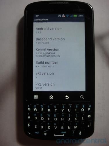 Motorola DROID Pro gets its Gingerbread update