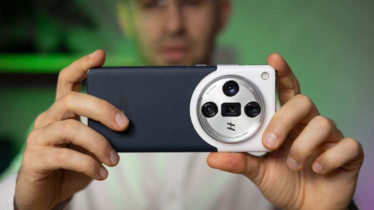 On the staircase from 5G to 6G, there&#039;s a step called 5.5G: this phone already supports it