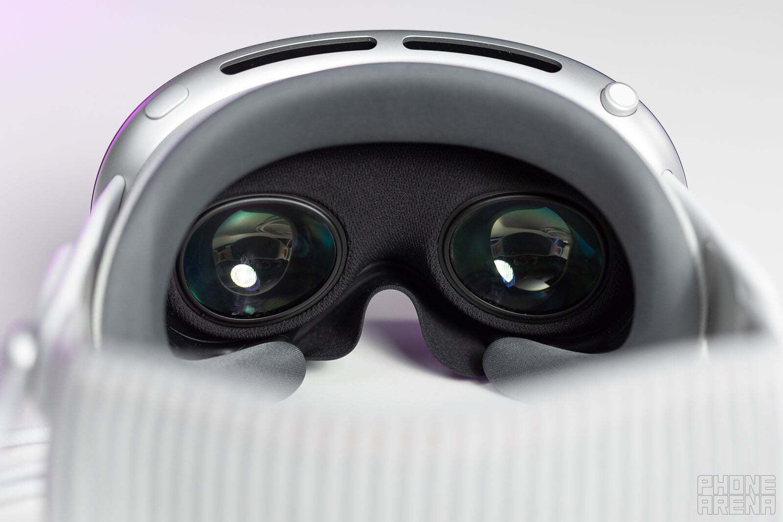 Apple Vision Pro lenses (Image credit - PhoneArena) - Apple Vision Pro-blems I cannot overlook as a VR enthusiast