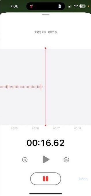 The UI of the Voice Memos app will be used for integrated voice recording in the new Notes app - Apple plans to add some cool new features to the Notes app in iOS 18