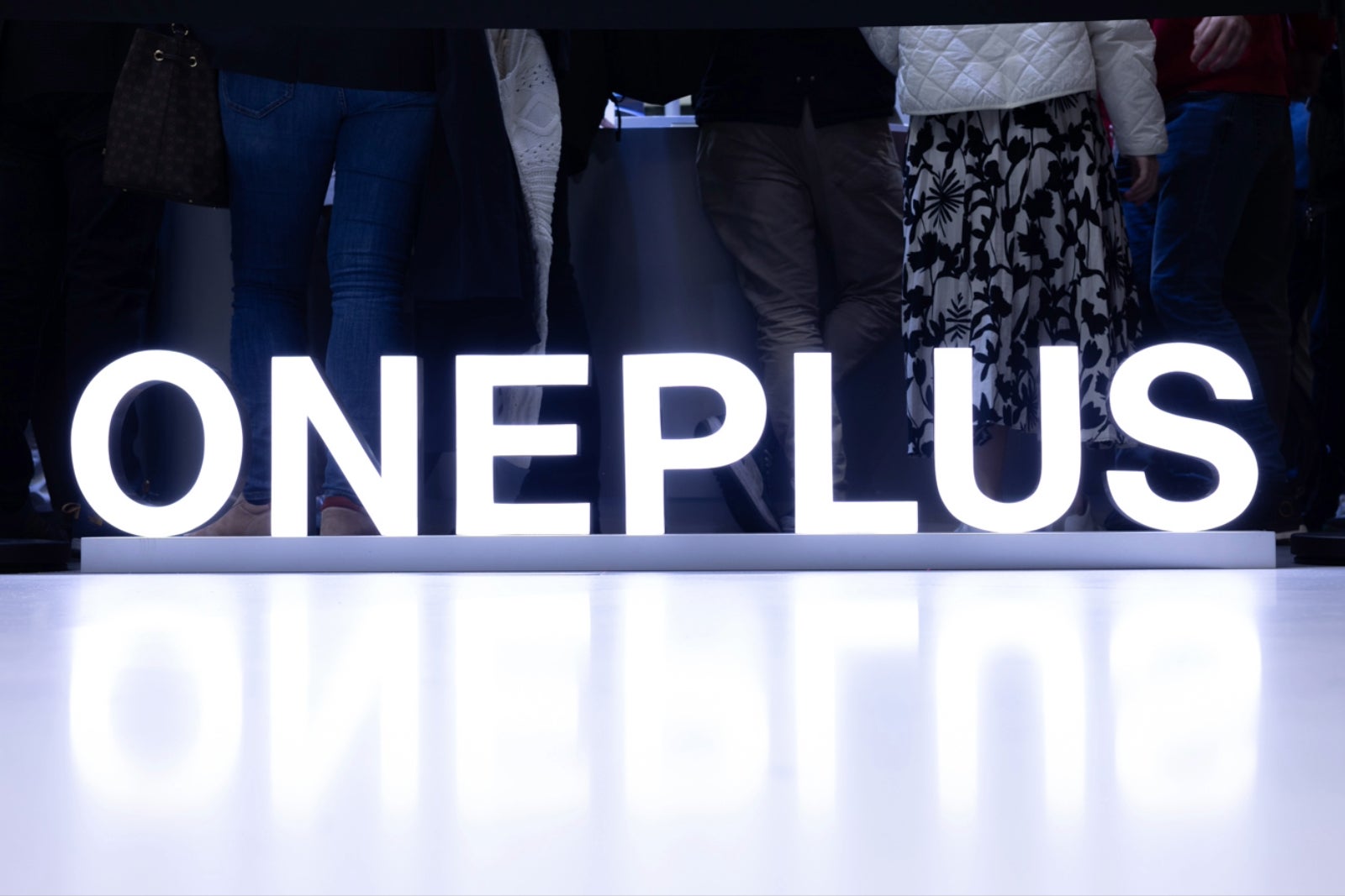 No shops, no sales? How could a OnePlus ban affect the company in India