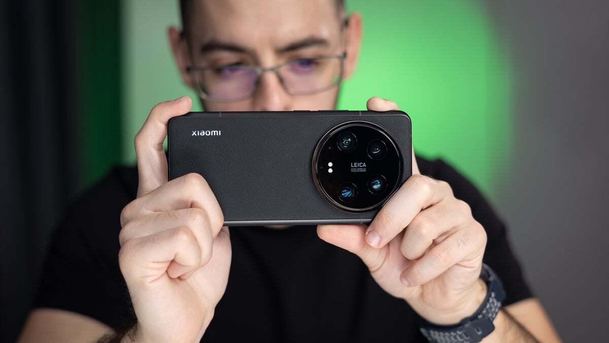 Muitos relatam lentes de câmera embaçadas no Xiaomi 14 Ultra - Por que diabos eu pagaria caro pelo Galaxy S24 Ultra se ele fosse deixado para trás pela Samsung?