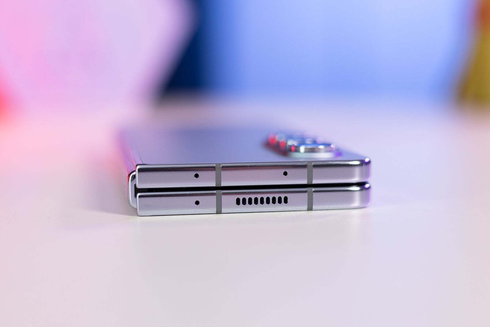 O vinco em um iPhone dobrável pode ser menos perceptível graças ao design da Samsung 