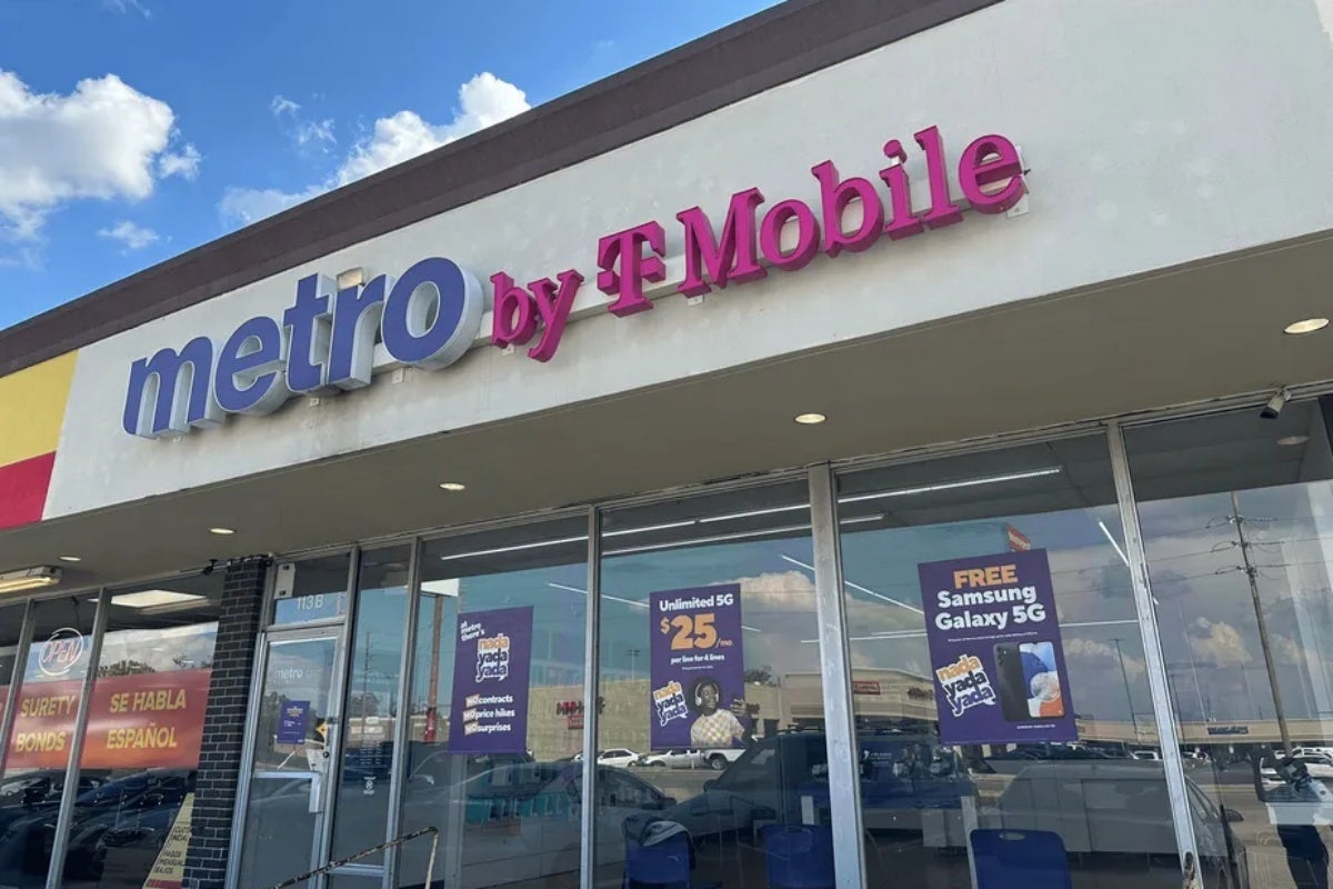 Metro by T-Mobile is without a doubt one of the most popular prepaid operators in the US today. - Little-known carrier (in the US) is asking the FCC to take urgent action against T-Mobile