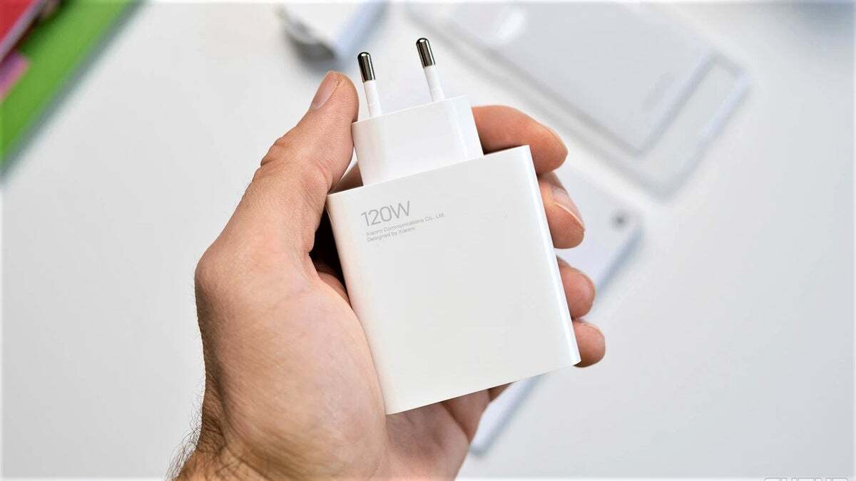Welcome to the race about who&#039;s phone can charge the fastest (Image Source - PhoneArena) - Instead of focusing on faster charging, why not focus on longer battery life?