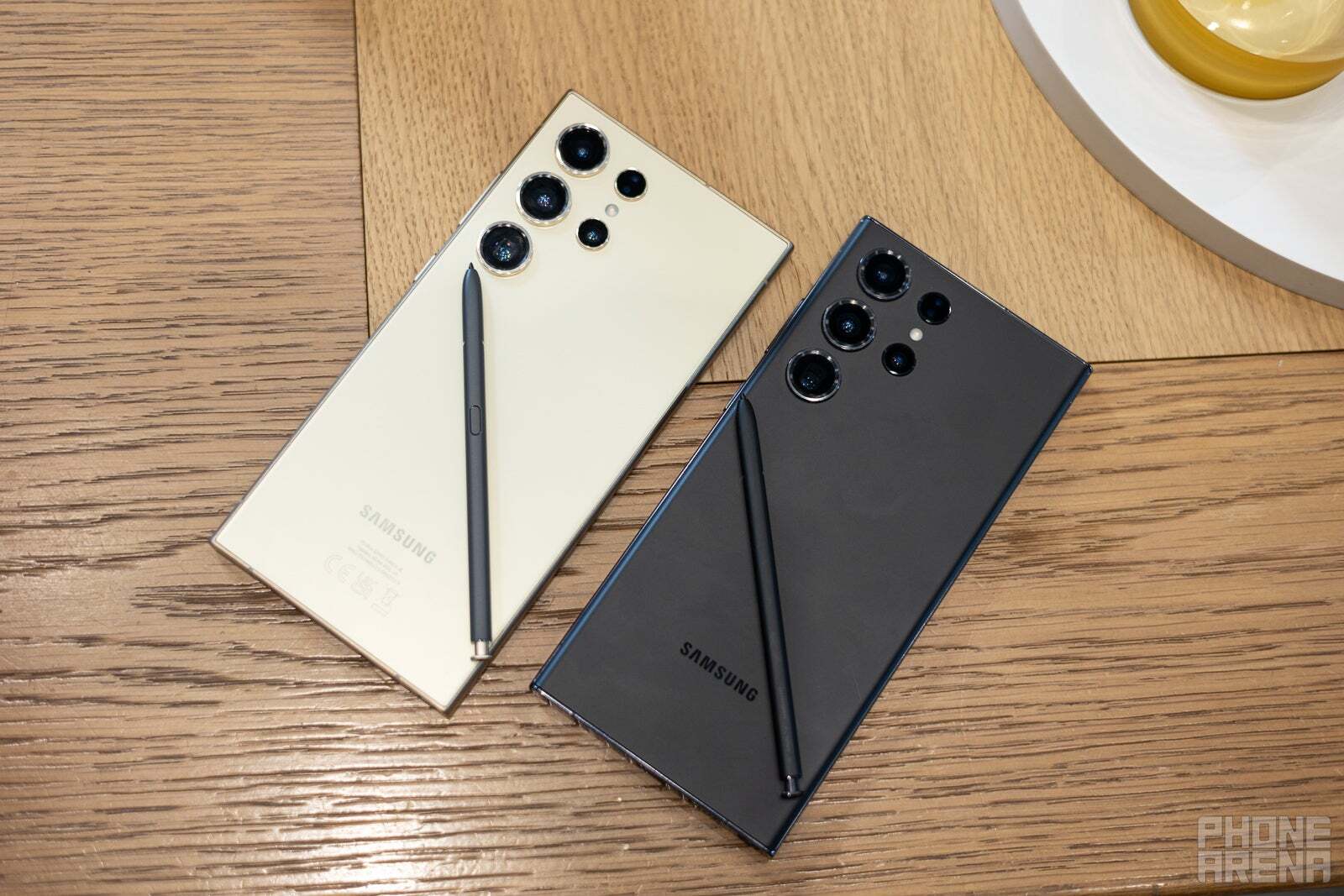 Image Source - PhoneArena - The iPhone 16 Pro Max may outshine the Galaxy S24 Ultra. It is time for Samsung to shake things up.