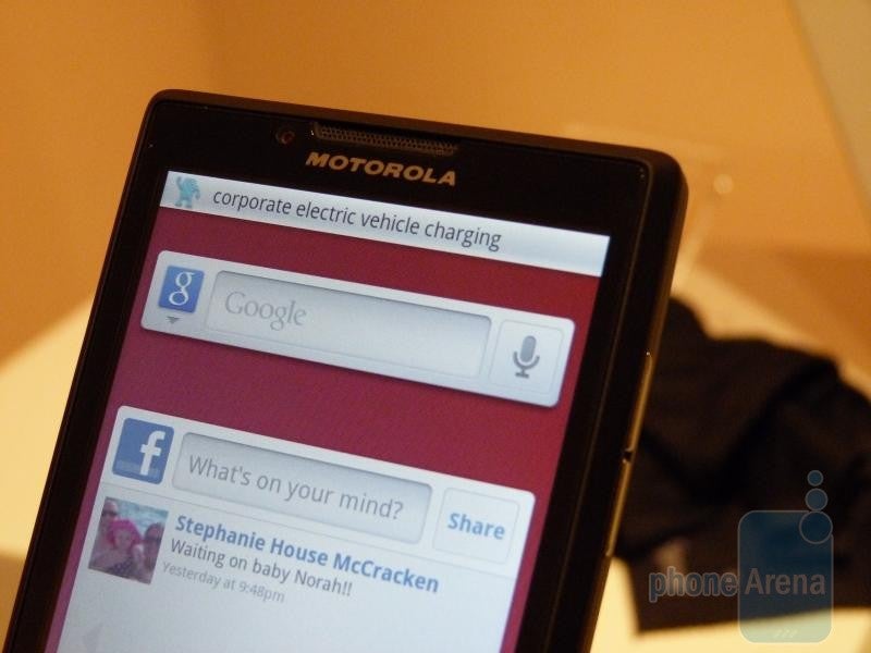 Motorola TRIUMPH Hands-on