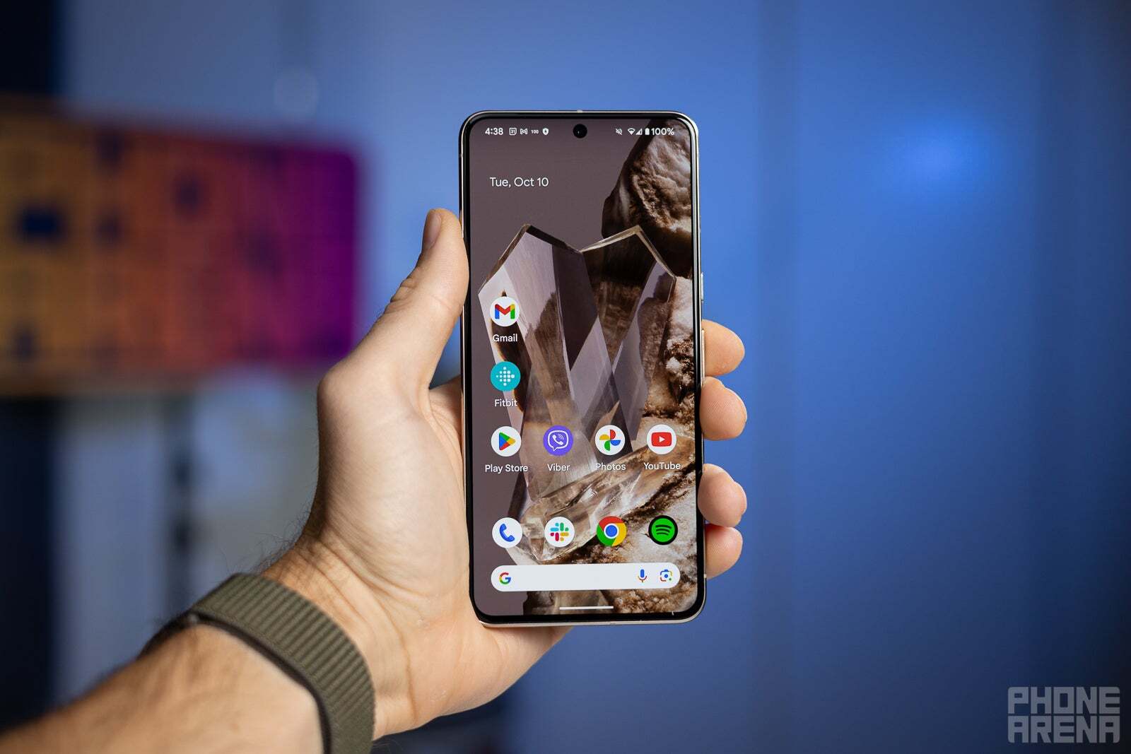 The Pixel 8 Pro. | Image Source - PhoneArena - Does slower CPU on Pixel 9 matter if most of the top-selling features are cloud or AI-based anyway?