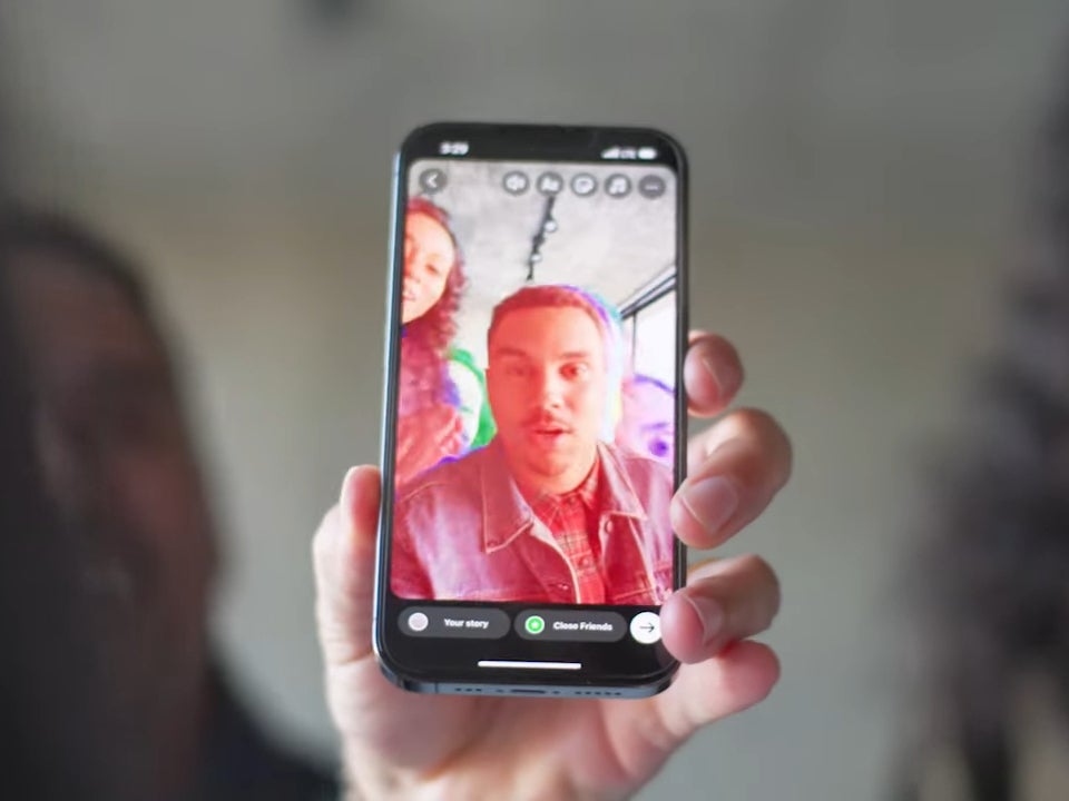 Meta Spark Studio lets users create their own custom filters like this one. | Image credit — Meta - Meta is shutting down its social media AR tools, putting creators out of a job without notice