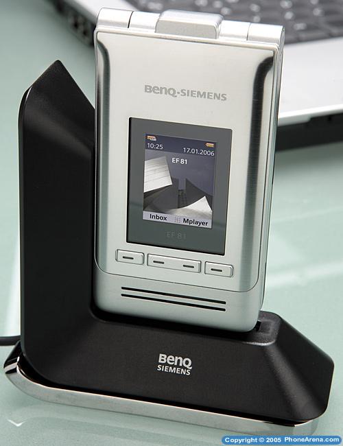 BenQ unveils first BenQ-Siemens cellphones