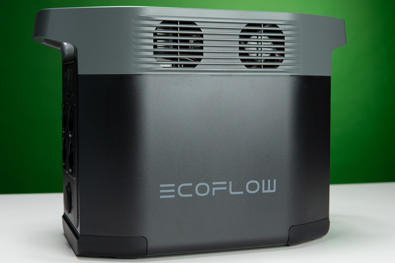 A close-up of the EcoFlow Delta 2, placed on a table.