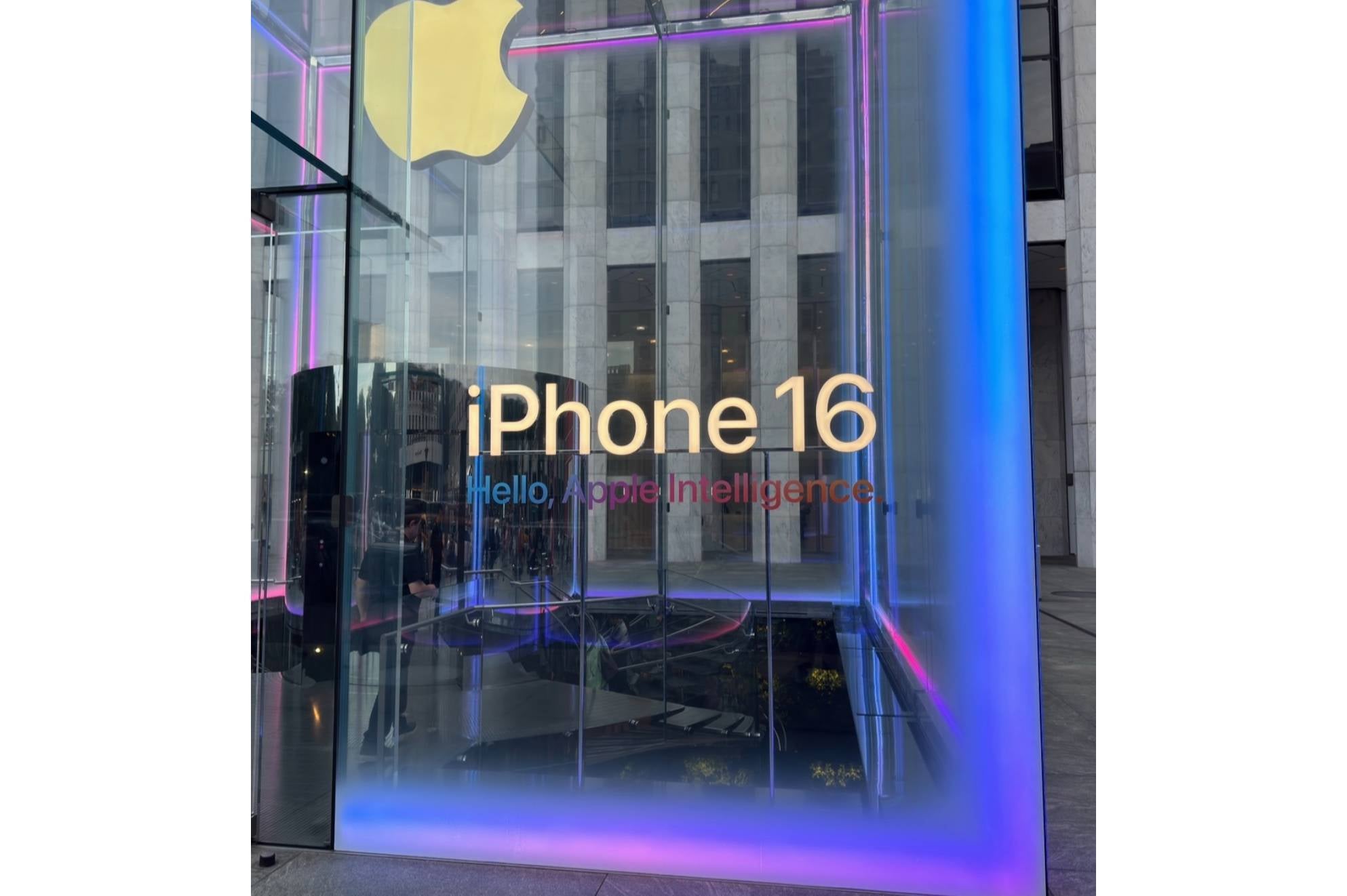 Apple Store locations in the US are gearing up for the iPhone 16 launch. | Image Credit - Retail Archive, X - iPhone 16 and iPhone 16 Pro start arriving at doors of customers in two countries