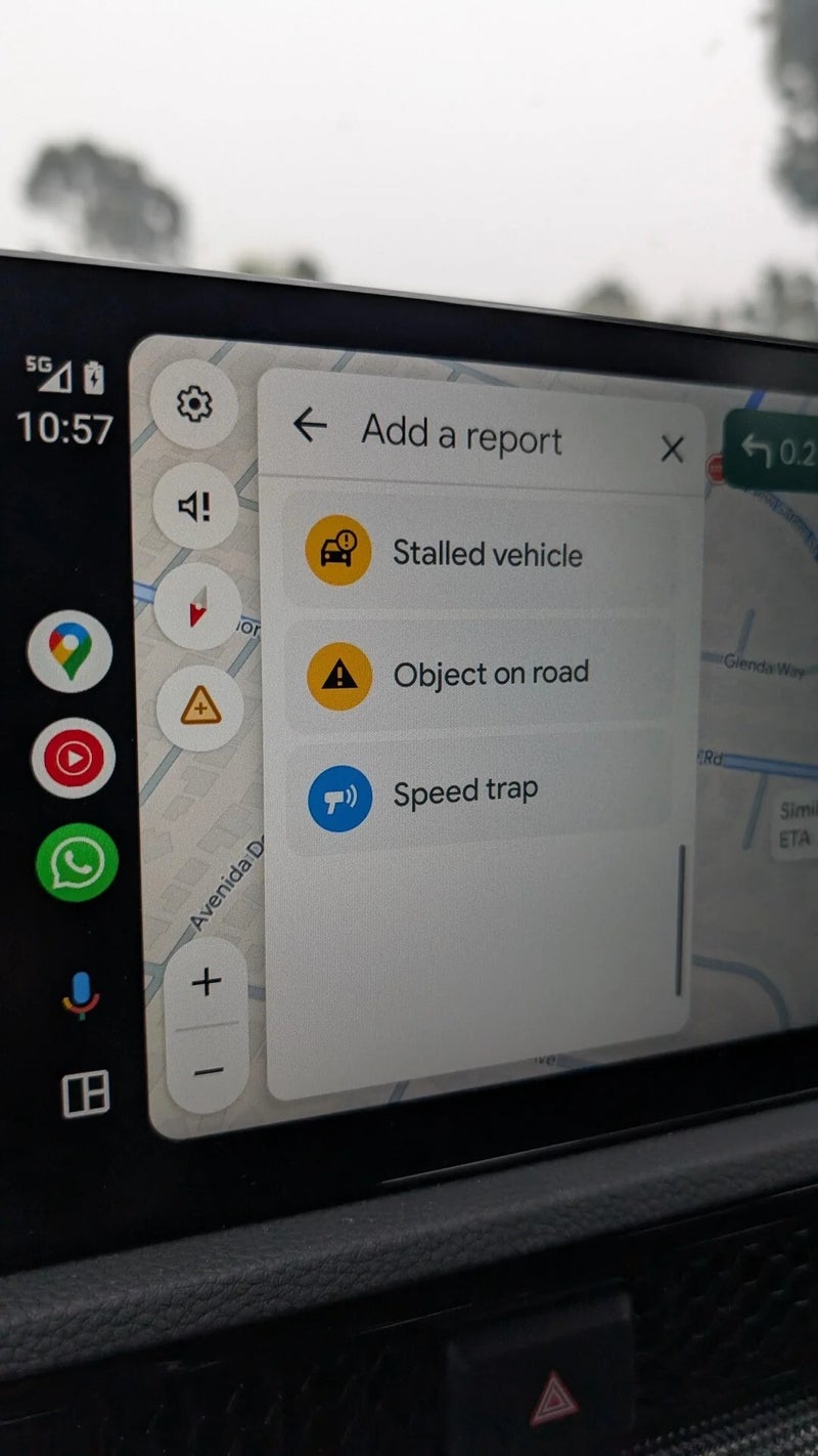 Android Auto displayed on a car screen featuring multiple icons.