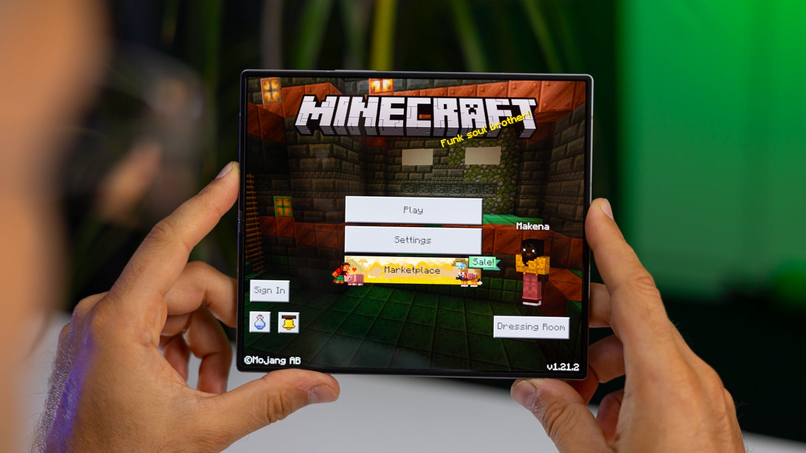 Gaming on Samsung Galaxy Z Fold 6