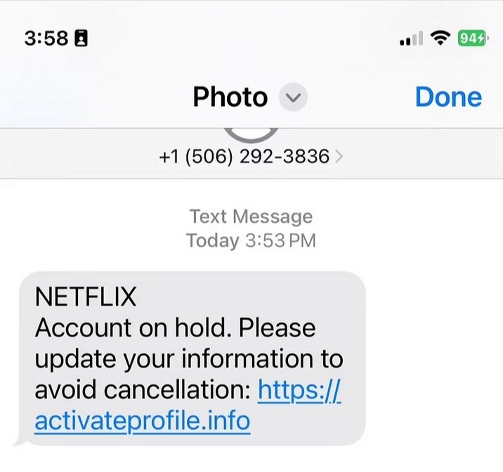 Example of bogus text message that seeks to steal personal data from Netflix subscribers.