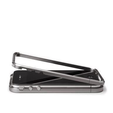 Case Mate releases a $300 titanium case for the iPhone 4
