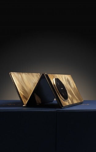 Caviar Unveils 0,000 18K Gold Huawei Mate XT Ultimate