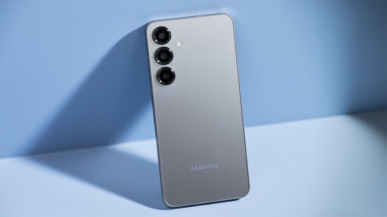 Best Smartphones in the US: Our 2025&#039;s Top Picks